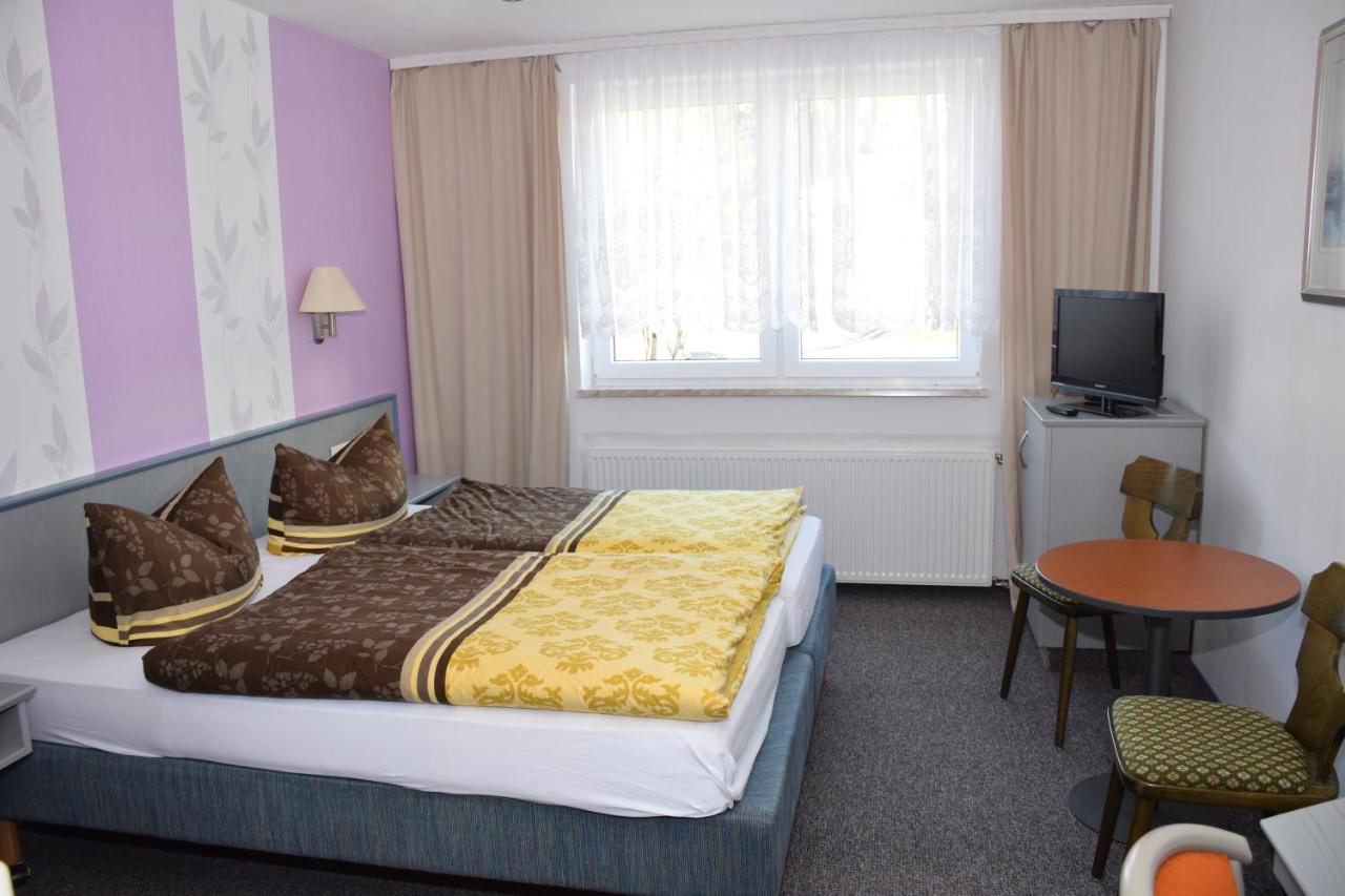 Marschalls Hotel Am Rennsteig Neuhaus am Rennweg Extérieur photo
